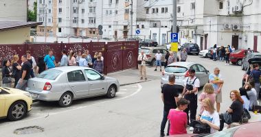 Părinți tensionați, candidați relaxați. "La cât am investit în meditații, sperăm la o notă mare!" - 3