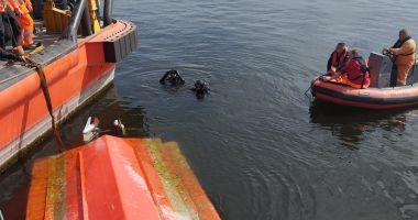 Ambarcaţiunea răsturnată în largul Mării Negre şi recuperată de ARSVOM este o dronă maritimă - 3