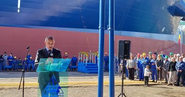 Histria Narvi a primit botezul. Şampania s-a spart, noroc şi voiaje bune pe mările lumii! - 2