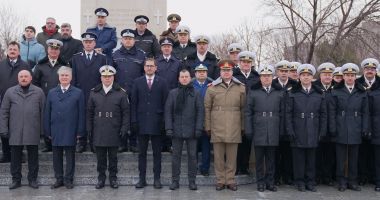Vicepreședintele CJC, Răzvan Filipescu, a depus o coroană de flori la ceremonia dedicată Zilei Victoriei Revoluției Române și a Libertății - 2