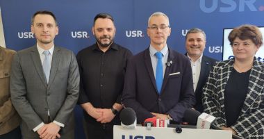 Ce credeți? Va fi demis edilul Vergil Chițac? USR strânge semnături pentru referendum - 2