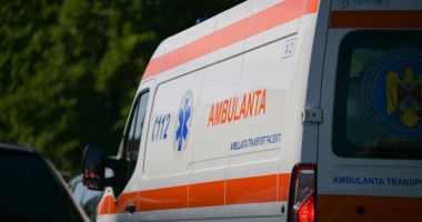 Stire din Eveniment : Accident rutier pe bulevardul Tomis! O femeie a fost lovită de o mașină pe trecerea de pietoni