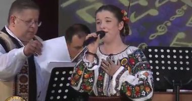 Stire din Cultură-Educație : „Dor de Cânt Românesc”, din dragoste pentru tradiții și folclor