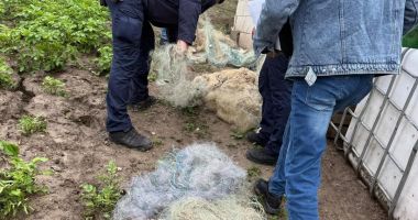 Stire din Eveniment : Percheziții în din județul Constanța! Cinci bărbați dețineau ilegal arme de vânătoare și practicau braconajul