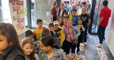 Magie și râsete la Sala Club SNC. O zi de poveste pentru sute de copii - 2
