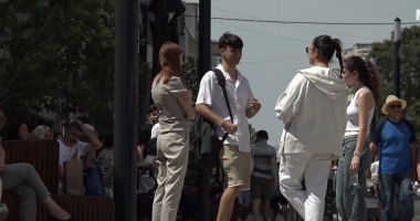 Stire din Cultură-Educație : Elevii de clasa a XII-a au încheiat oficial cursurile
