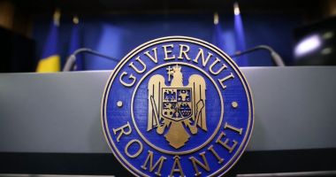 Stire din Politică-Administrație : Guvernul Bolojan a primit votul de învestitură al Parlamentului