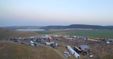 Stire din Cultură-Educație : Festivalul Enisala 2025 – Unitate la cetate, un eveniment de neratat!