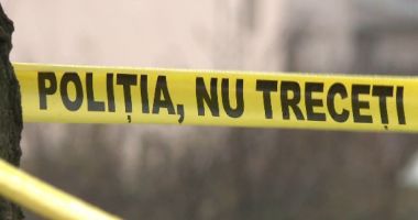 Stire din Eveniment : Elevul cercetat în libertate după ce și-a înjunghiat un coleg de clasă, și-a omorât bunica