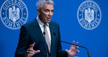 Stire din Politică-Administrație : Dragoș Anastasiu și-a dat demisia din Guvern: „E momentul să fac un pas în spate”