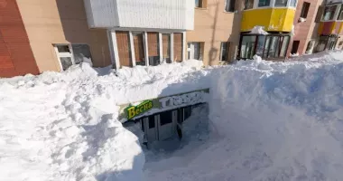 Imagini incredibile cu troienele din Kamceatka. Cum arată viața locuitorilor sub nămeți - 2