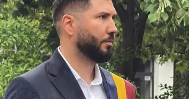 Stire din Politică-Administrație : Viceprimarul Cătălin Apostol reacționează după ce a aflat că Liviu Negoiță se întoarce la Primăria Cernavodă