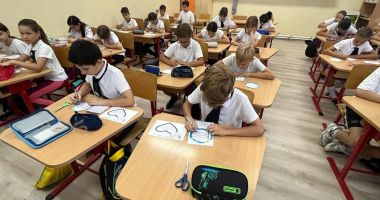 Stire din Cultură-Educație : Cât costă educația gratuită. Semnal de alarmă tras de organizația Salvați Copiii!