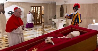 Vaticanul a publicat primele fotografii de la catafalcul Papei Francisc - 2