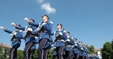 Stire din Eveniment : 20 de tineri vor  să devină jandarmi, la Constanța