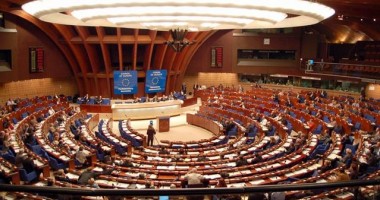 Stire din Politică-Administrație : Mandatul României la Consiliul European va fi prezentat luni