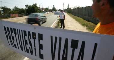 Stire din Eveniment : 18 accidente rutiere grave au avut loc, ieri, pe drumurile din România