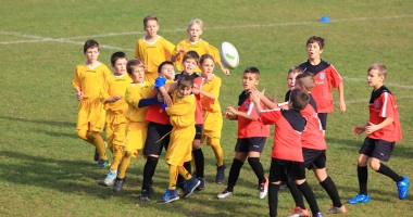 200 de copii angrenați în  Cupa Primăverii la mini-rugby