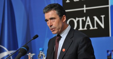 Stire din Actualitate : Rassmusen: "După Ucraina, nimeni nu poate să mai aibă încredere în așa numitele garanții ale Rusiei"