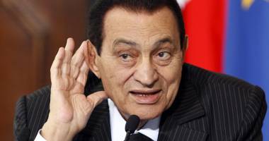 Stire din Actualitate : Fostul președinte Hosni Mubarak, condamnat la trei ani de închisoare pentru corupție