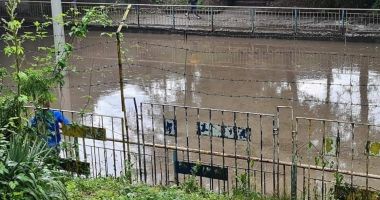 GALERIE FOTO / Imagini cu prăpădul făcut de ciclonul din Marea Neagră în Bulgaria - 5