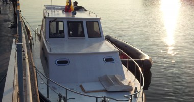 Stire din Eveniment : GALERIE FOTO / Emigranți sirieni prinși pe plaja din COSTINEȘTI