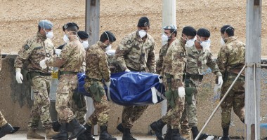Stire din Actualitate : Italia: 45 de cadavre descoperite pe o ambarcațiune cu imigranți