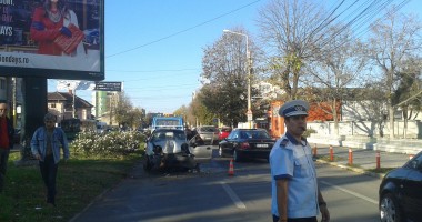 Stire din Eveniment : ACCIDENT RUTIER grav pe bd. Mamaia. De BĂUT ce era, și-a băgat vărul în COMĂ