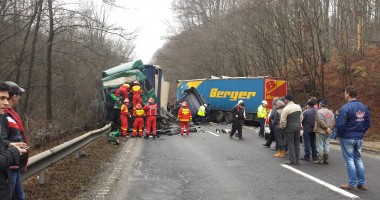 UPDATE - GROAZNIC ACCIDENT RUTIER. Un constănțean, martor la eveniment - Galerie FOTO - 3