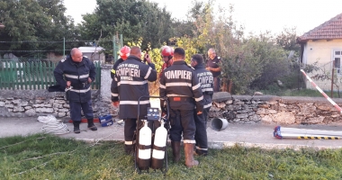 GALERIE FOTO - VIDEO / UPDATE. Femeie căzută într-o fântână, în localitatea constanteană Movila Verde - 8
