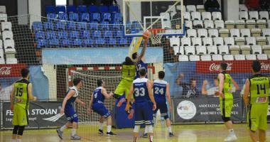 Stire din Sport : GALERIE FOTO / BC Athletic Constanța, victorie de senzație împotriva CSO Voluntari