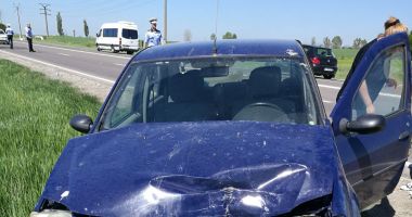 GALERIE FOTO / Accident rutier cu trei victime la Valu lui Traian - 2