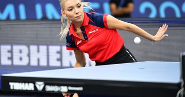 Stire din Sport : Bernadette Szocs a pierdut în optimile Turneului Campioanelor de la Nagoya