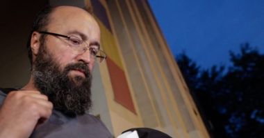 Stire din Eveniment : Poliţia caută noi victime ale preotului Visarion Alexa, după ce și alte femei s-au plâns pe rețelele sociale că au fost agresate: "La mine abuzul a fost viol"