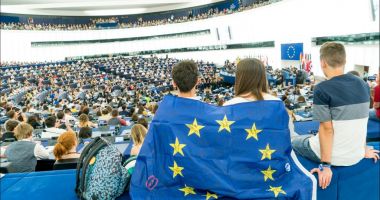 2022 este Anul European al Tneretului. Crește rolul voluntariatului