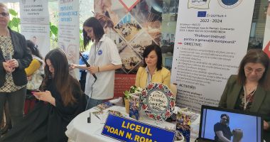 "Alege-ți drumul corect!" pentru alți patru ani! Sute de absolvenți de gimnaziu își caută liceul - 10