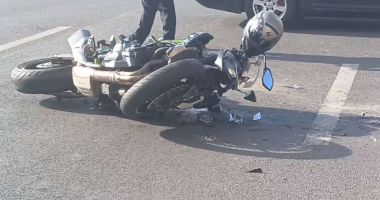 Stire din Eveniment : Accident rutier la Ovidiu. Un scuter a fost acroșat de un autoturism