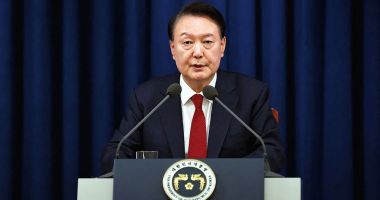 Stire din Actualitate : Preşedintele sud-coreean scapă de destituire, după ce a încercat să impună legea marțială