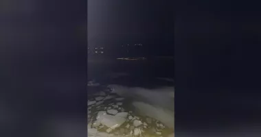 Stire din Eveniment : Tragedie fără margini! Doi copii s-au înecat, după ce gheaţa pe care traversau s-a rupt