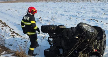 Stire din Eveniment : Tânăr de 28 de ani, găsit mort sub un ATV pe un drum agricol