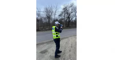 Stire din Eveniment : Acțiune a polițiștilor constănțeni pentru combaterea vitezei excesive. Amenzi de peste 45.000 de lei