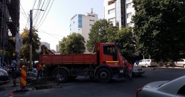 GALERIE FOTO / Culmea nesimțirii. Cam asta se întâmplă în Constanța, astăzi - 3