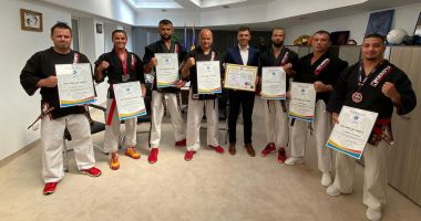 Stire din Sport : MTS / Sportivii Federației Române de Kempo, felicitaţi de ministrul Eduard Novak