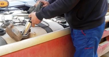 PERCHEZIȚII în județul Constanța. Kerosen furat dintr-o cisternă, vândut de suspecți! - 2