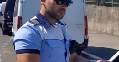 Stire din Eveniment : FLAGRANT! PRINS CÂND ÎNCERCA SĂ MITUIASCĂ UN POLIȚIST DIN CONSTANȚA