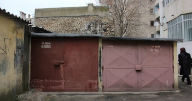 Cum s-au fofilat de la demolare 28 de garaje din buricul Constanței - 7