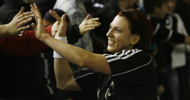 Stire din Sport : Handbalista Mihaela Tivadar părăsește echipa "U" Jolidon Cluj: "Nu mi-au fost plătite restanțele cerute"