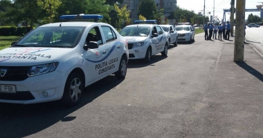 Controale de proporții, în zona Gării. Pasagerii, dați jos din microbuze - 1