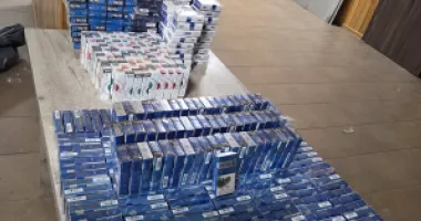 Stire din Eveniment : Țigări de contrabandă, depistate la Vama Veche. Un român este cercetat penal