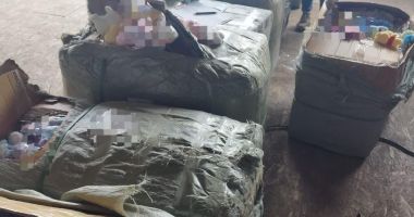 Stire din Eveniment : Mii de produse contrafăcute au fost confiscate, în Portul Agigea